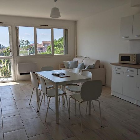 Superbe T2 Proche Des Plages Et Des Commerces Hyères Екстериор снимка