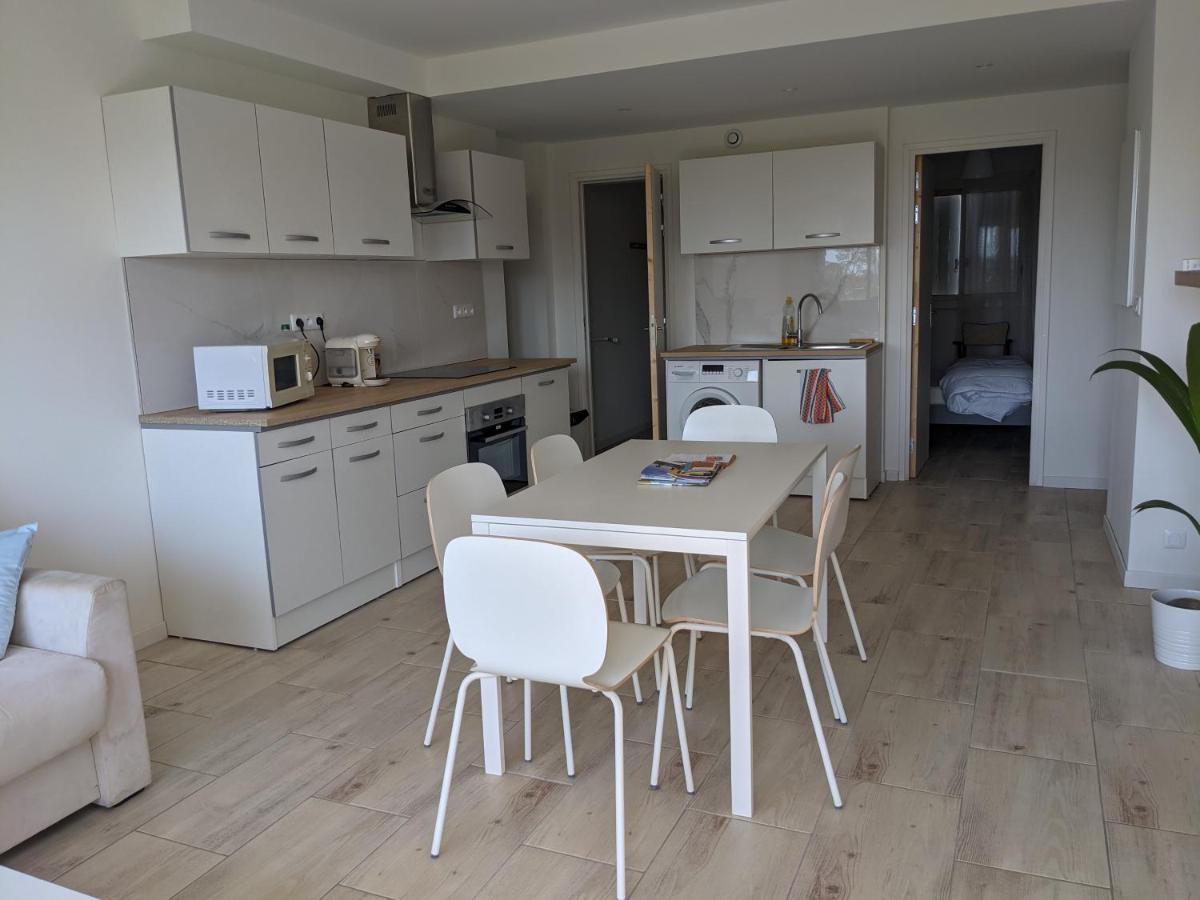 Superbe T2 Proche Des Plages Et Des Commerces Hyères Екстериор снимка